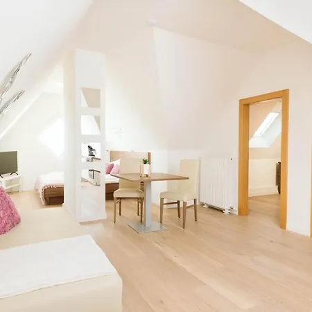 Haus Aussicht - Velden דירה וולדן אם וורתרסי