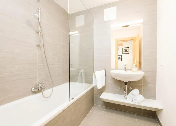 Haus Aussicht - Velden * Velden am Wörthersee